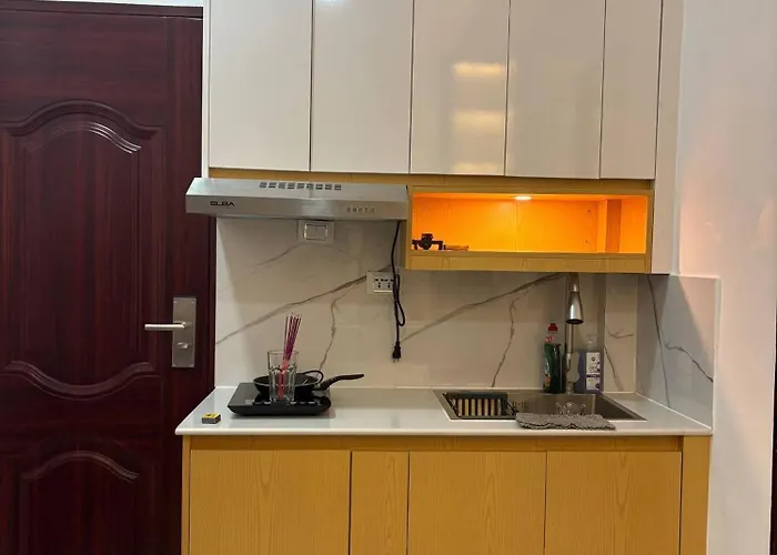 Near Mactan International Airport With Private Entrance And Shared Pool *