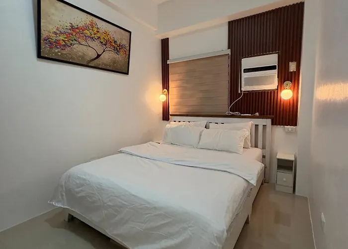 Near Mactan International Airport With Private Entrance And Shared Pool Hébergement de vacances *